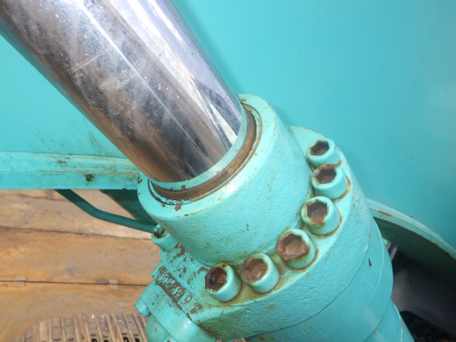 Máy xúc Kobelco Sk200-8 4498 2013